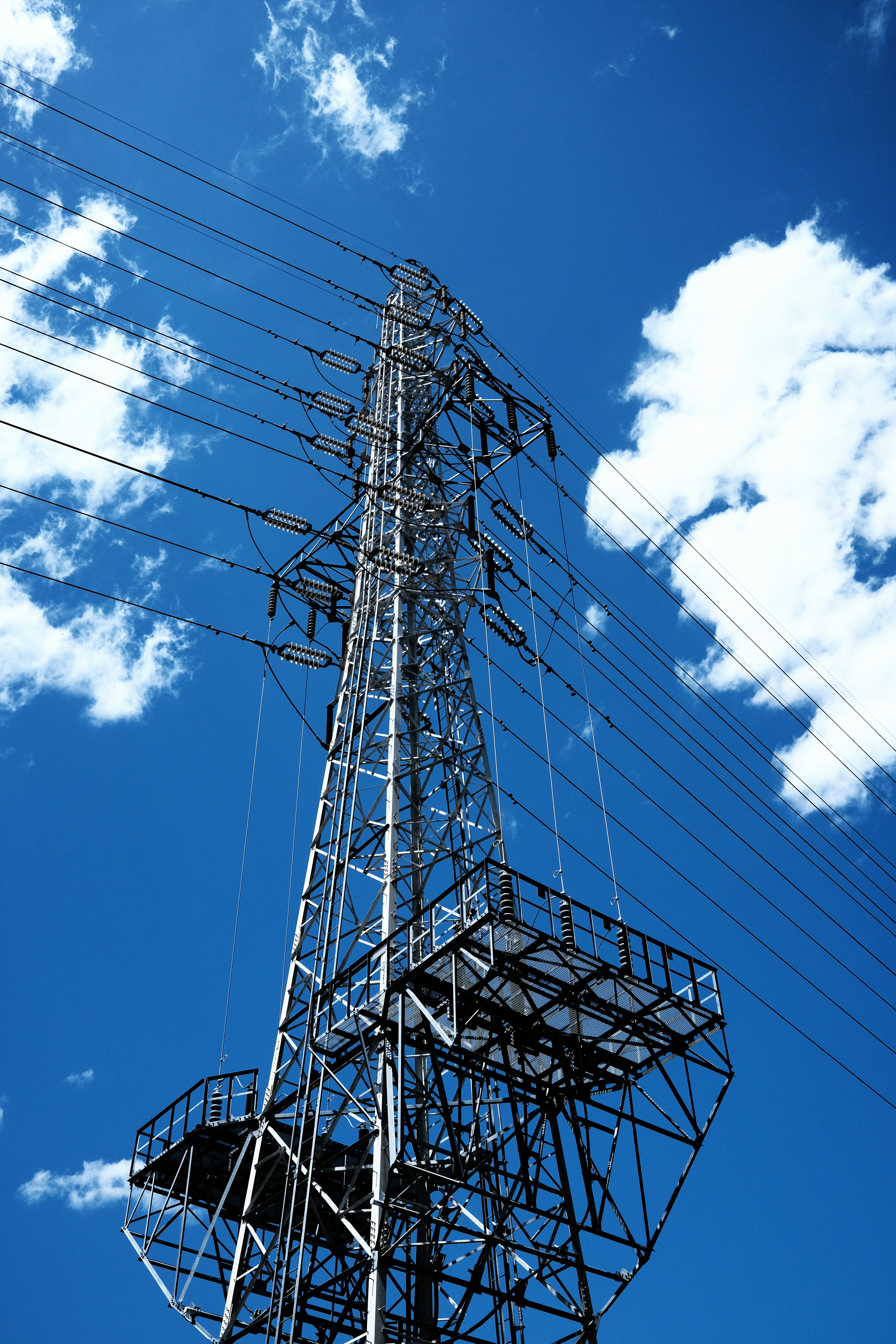 基地局・電波塔